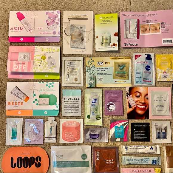 Huge Beauty Skin Care Sample Bundle - Picture 2 of 5